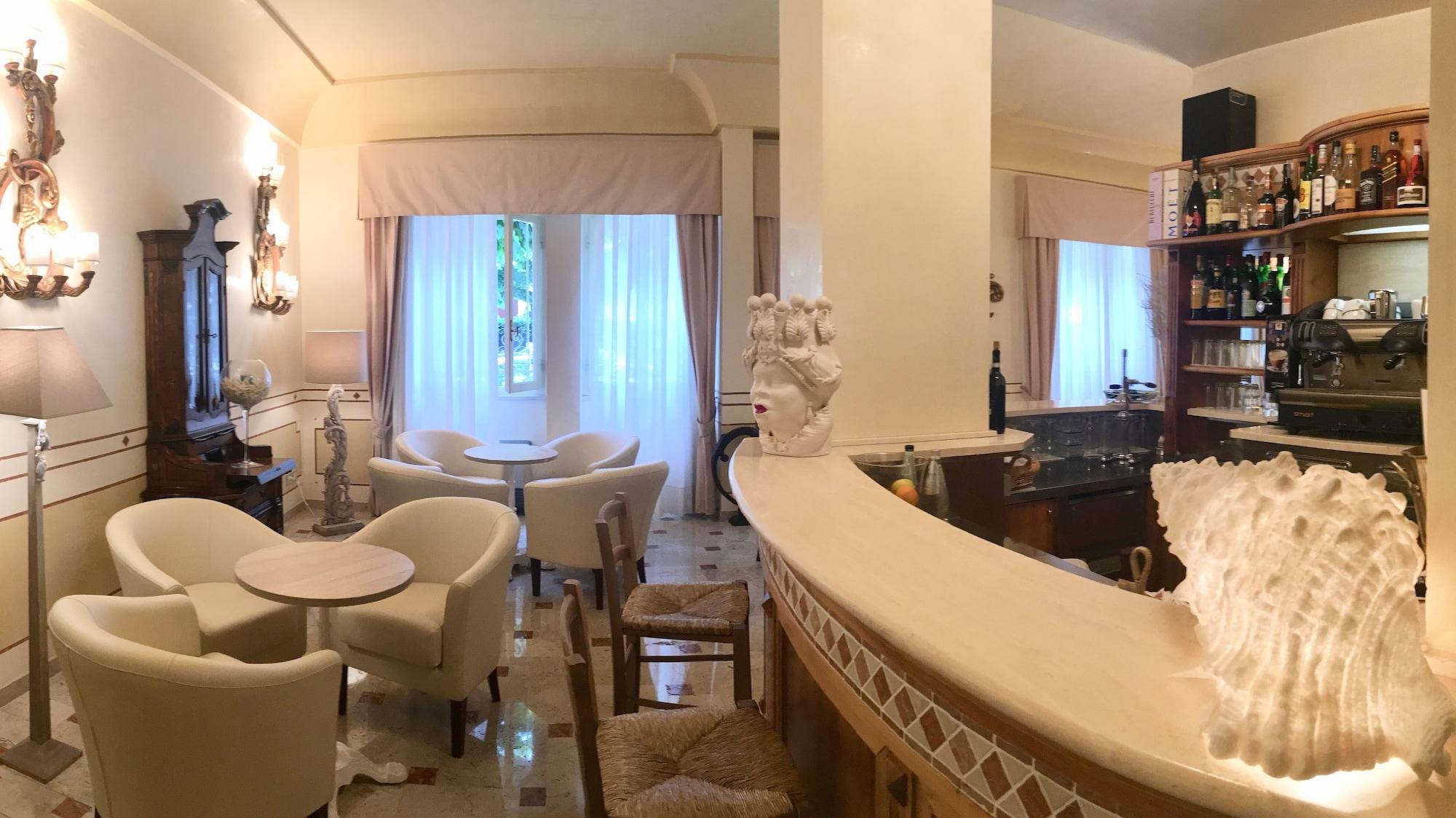 Hotel Olimpia Форте-дей-Мармі Екстер'єр фото