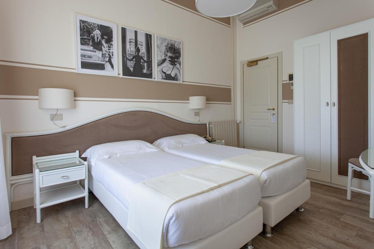 Hotel Olimpia Форте-дей-Мармі Екстер'єр фото