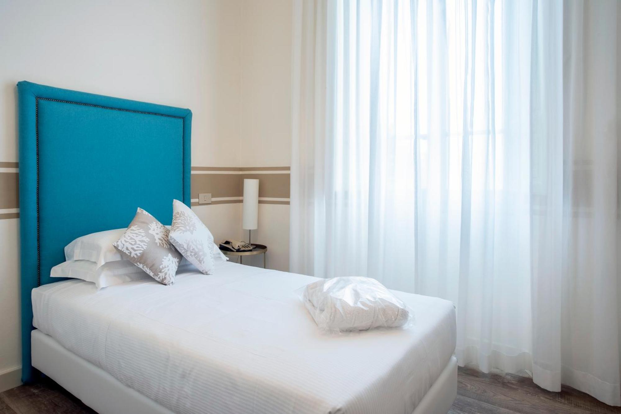 Hotel Olimpia Форте-дей-Мармі Екстер'єр фото